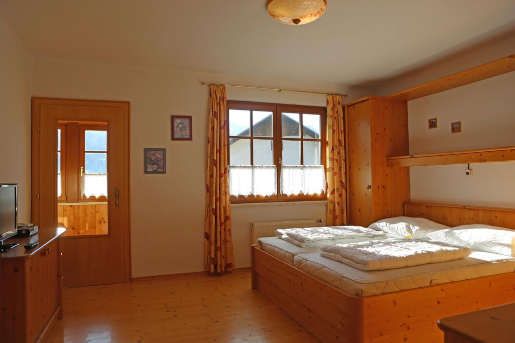 Haus Leopold Apartment Gosau Phòng bức ảnh
